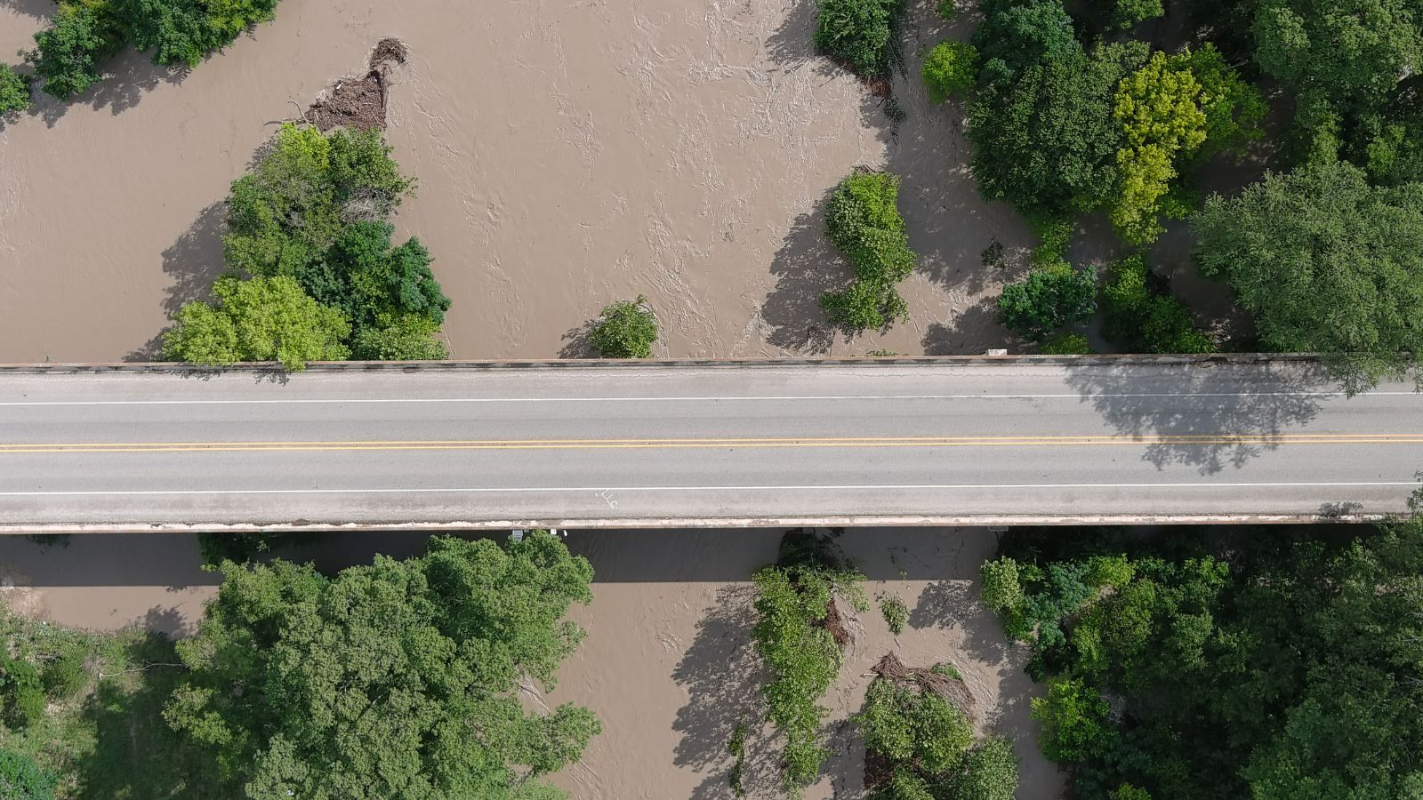 Flooding in Kerr County along highway